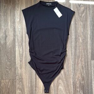 Abercrombie and Fitch Women’s Black Sleeveless Body Suit Size Large NWT